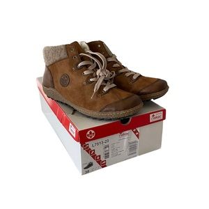 Rieker Lined Winter Booties. Size 7. New with Tags.